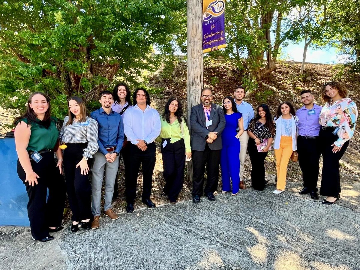UPRHComunica's tweet image. 📸 Parte de la delegación de estudiantes #UPRH que participó en el 42nd Puerto Rico Interdisciplinary Scientific Meeting (PRISM) &amp;amp; 57th ACS Junior Technical Meeting (JTM), celebrado en la UPR de Aguadilla.

#PRLSAMP #PRIMS #JTM @UPR_Oficial @UPRAgcomunica