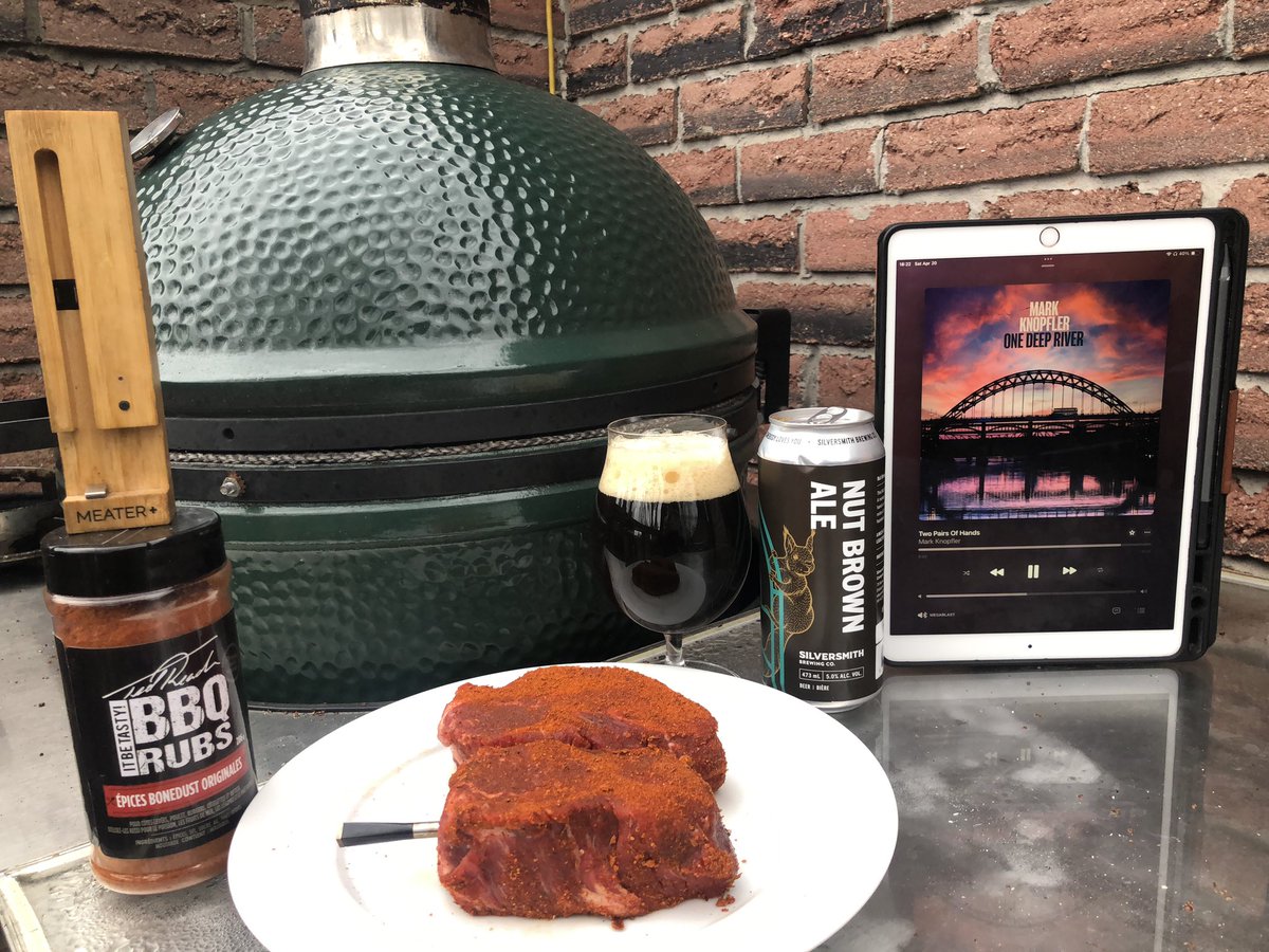 Pregame meal!!! 

Go Leafs Go! #LeafsForever 

#BigGreenEgg

Ted Reader Bonedust rubbed tenderloin (low n slow & reverse sear) #ItBeTasty & Hickory chunks for extra oomph #MeaterMade 

Assisted by Mark Knopfler, Silversmith’s Nut Brown Ale #OntarioCraftBeer