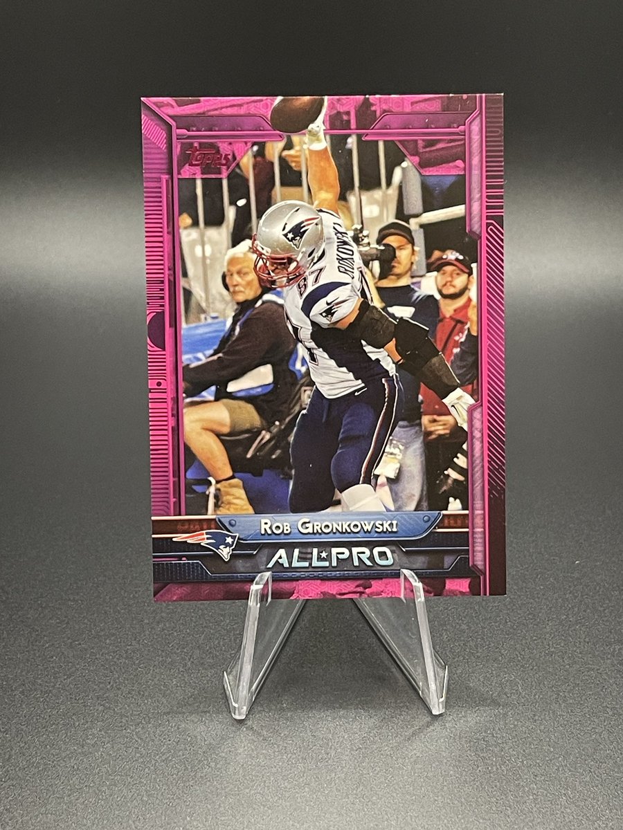 SatressosCards's tweet photo. $3 each
Gronk /499
#Sats4Stacks
@CodiDaReposter @sports_sell @TheHobby247 @Nolacardtweets @PCOregonDucks2 @Hobby_Connect #TheHobbyFamily #SportsCardAddict #TheHobby #SportsCardShow #CardCollectors #CollectibleCards #CardShow #SportsFan https://t.co/GGE8PZfNlv