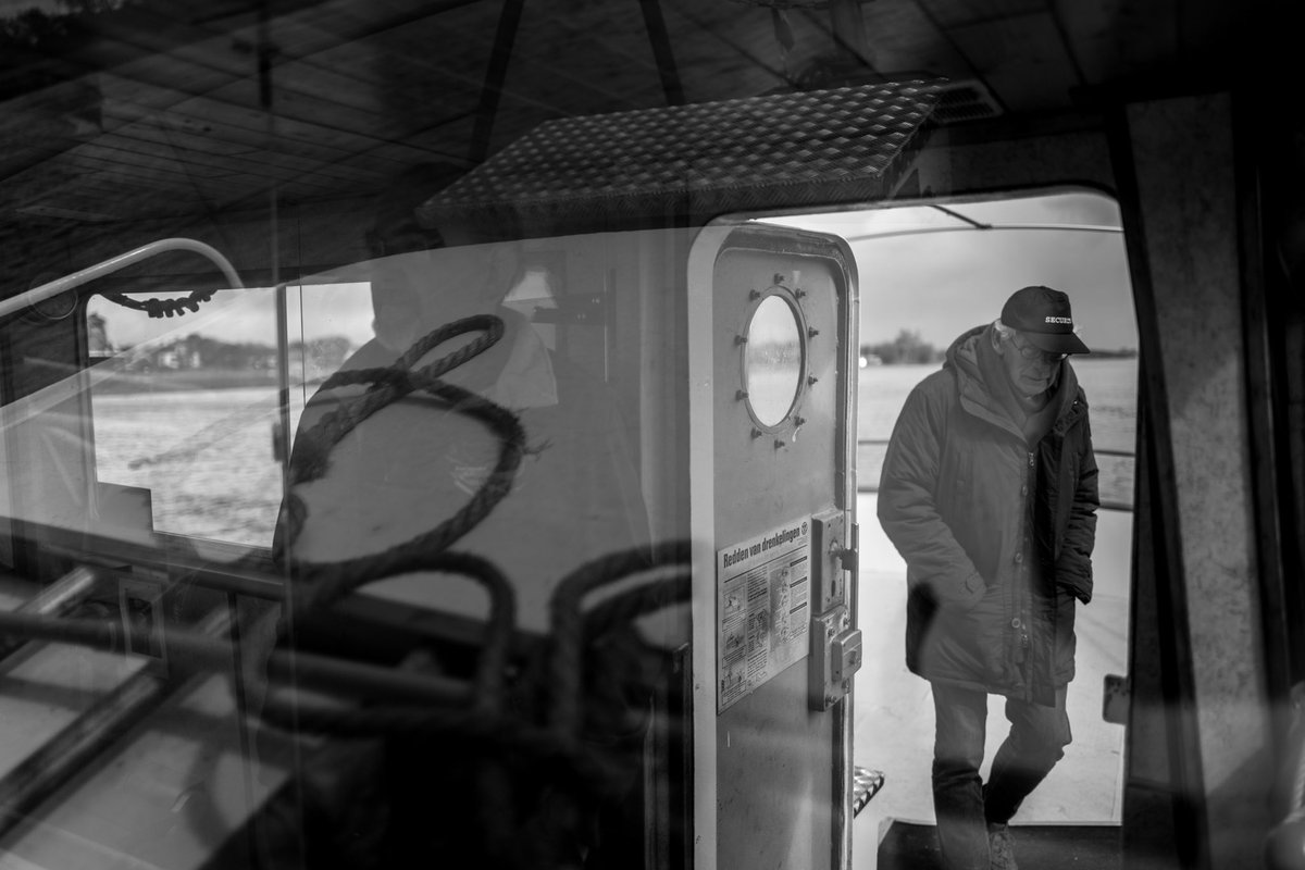 Ferryman

#blackandwhitephotography #streetphotography #fortmond #netherlands