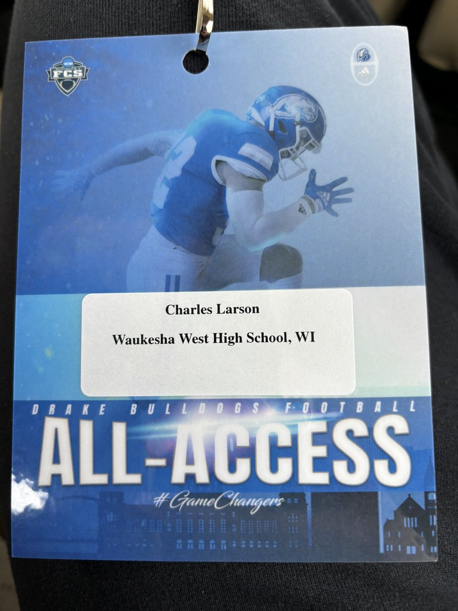 Charles Larson tweet media