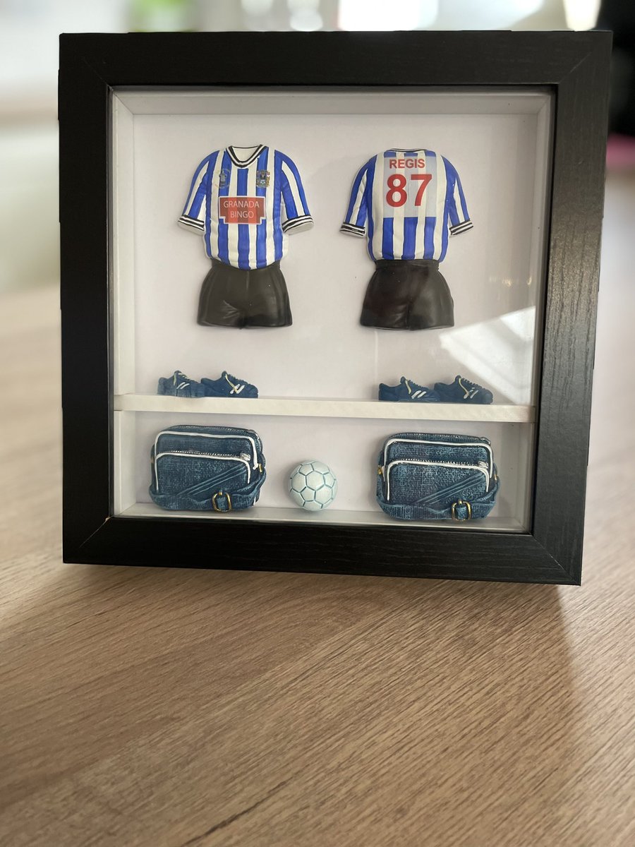 WEMBLEY AGAIN OLE OLE

If we score tomorrow at Wembley I will giveaway a frame of the goalscorer

To enter you have to repost this with the hashtag #mckitframes 

Enjoy your day Sky Blue Army 💙💙

#PUSB