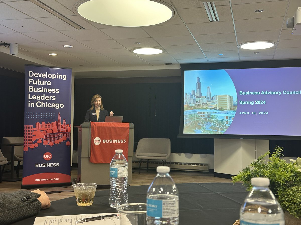 aaronkolson's tweet photo. I had a wonderful time this Thursday at my first meeting of the UIC Business Advisory Council. @Aon_plc just became a corporate sponsor and we couldn’t be more excited about the chance to work with @thisisUIC students and faculty. https://t.co/sVKbUPGReM