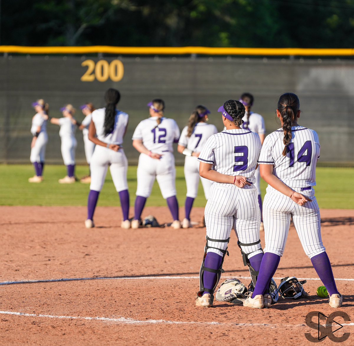 The Dayton Lady Broncos softball team booked their spot in the playoffs with a convincing 4-0 win over Kingwood Park last night. They will now face Kingwood Park for the third time this season on Monday at 6pm at Humble High School, with the district #3 and #4 seed on the line,