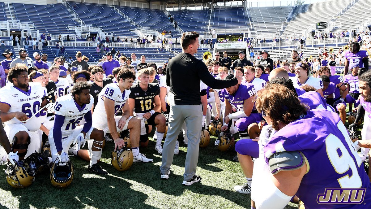 Spring ball is in the books and Saturday's Spring Game came down to the final play, as Offense walked off with a 30-29 win over Defense. 📰 bit.ly/3UrYp8L #GoDukes