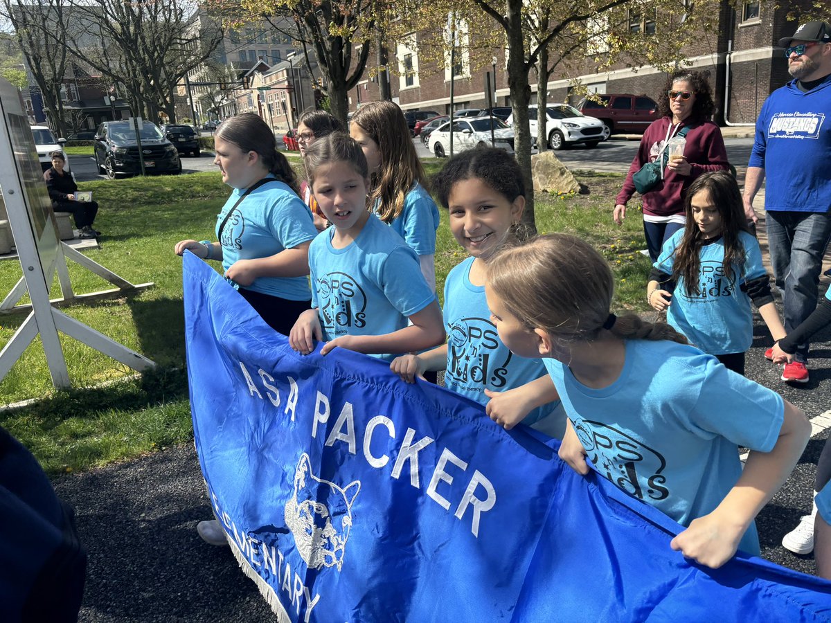 Brooke Thomas tweet media