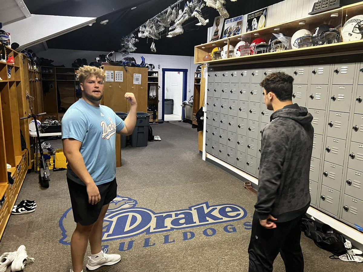 Thank you Coach @tstepsis and @Coach_JohnsonJ for an amazing junior day visit. Two great days at Drake with Notre Dame Prep Alumni @dukef54 @DrakeBulldogsFB