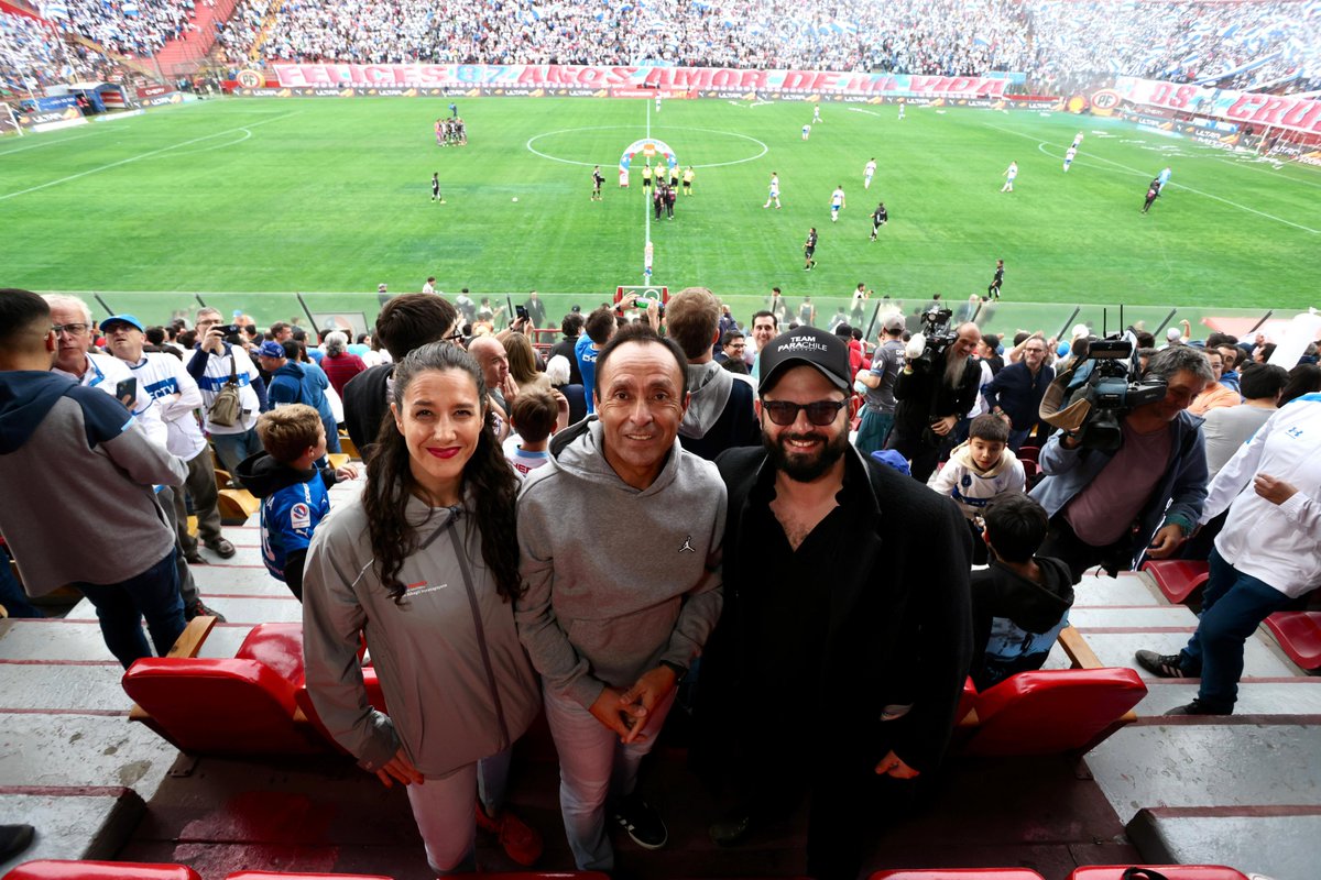 ministeriosalud's tweet photo. ⚽️💉| Ministerio de Salud y @ANFPChile establecen alianza para incentivar la vacunación en #ElClásico entre @Cruzados y @ColoColo 🙌

Más información 📲 https://t.co/hTkvfsxwRQ https://t.co/zwDvIL0Uvs