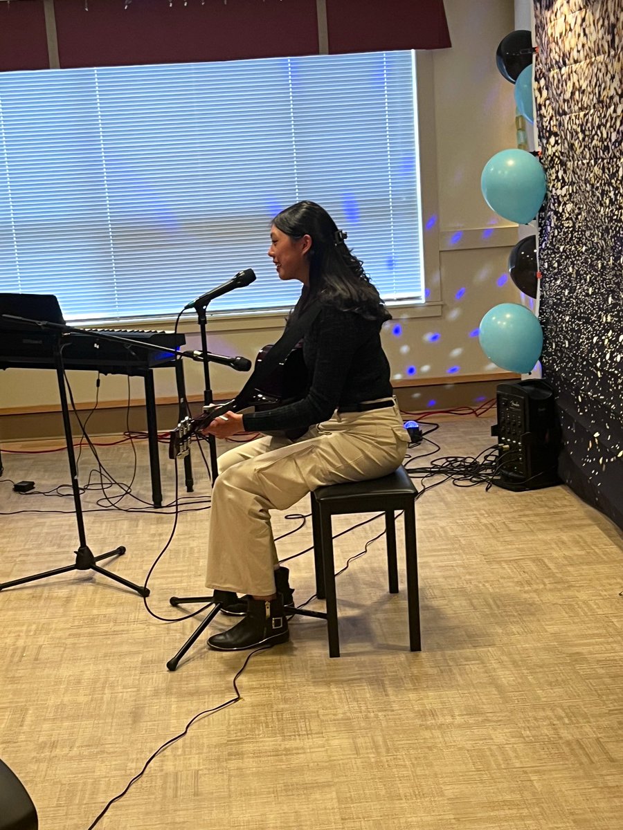 Such a good day today as @BNSS Leaders and Mentors performed for seniors at the Swedish Canadian Rest Home in Burnaby. Let’s remember how many amazing teens are out there doing good things and making a positive impact in their communities. Because there are a LOT. #bced