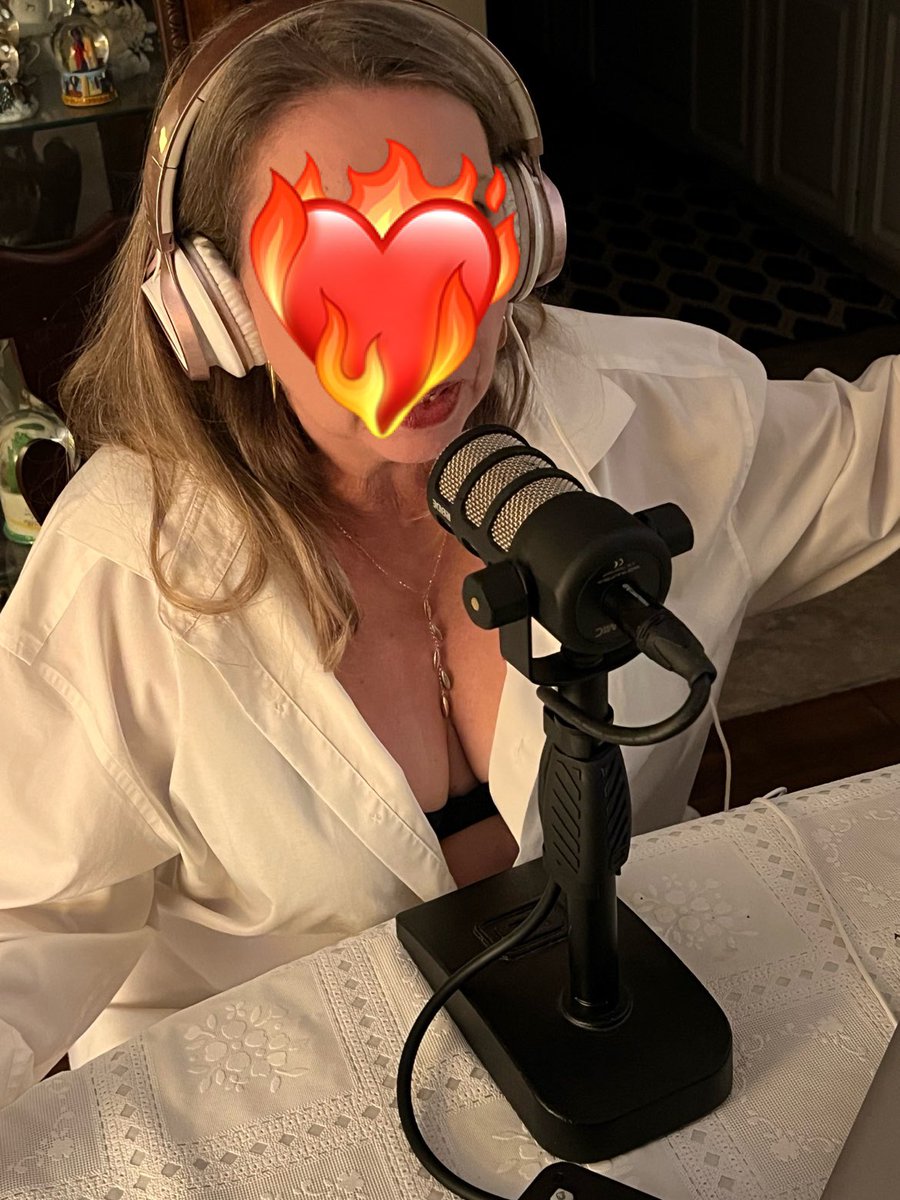 TwoOrMoreToTango tweet media