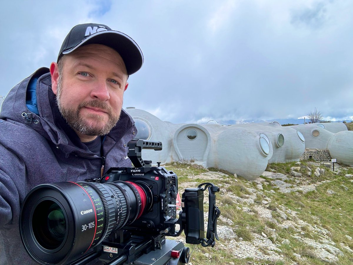 Olydri_Fournier's tweet image. Tournage éloigné aujourd&apos;hui, mais dans un décor que je ne connaissais pas et qui est magnifique. Par contre, en cette heure tardive, je termine tout juste l&apos;archivage des rushs. Je fonce au dodo, j&apos;ai plus de HP. 😴 Je ferai une vidéo sur cette journée sous peu. @Olydri_Noob