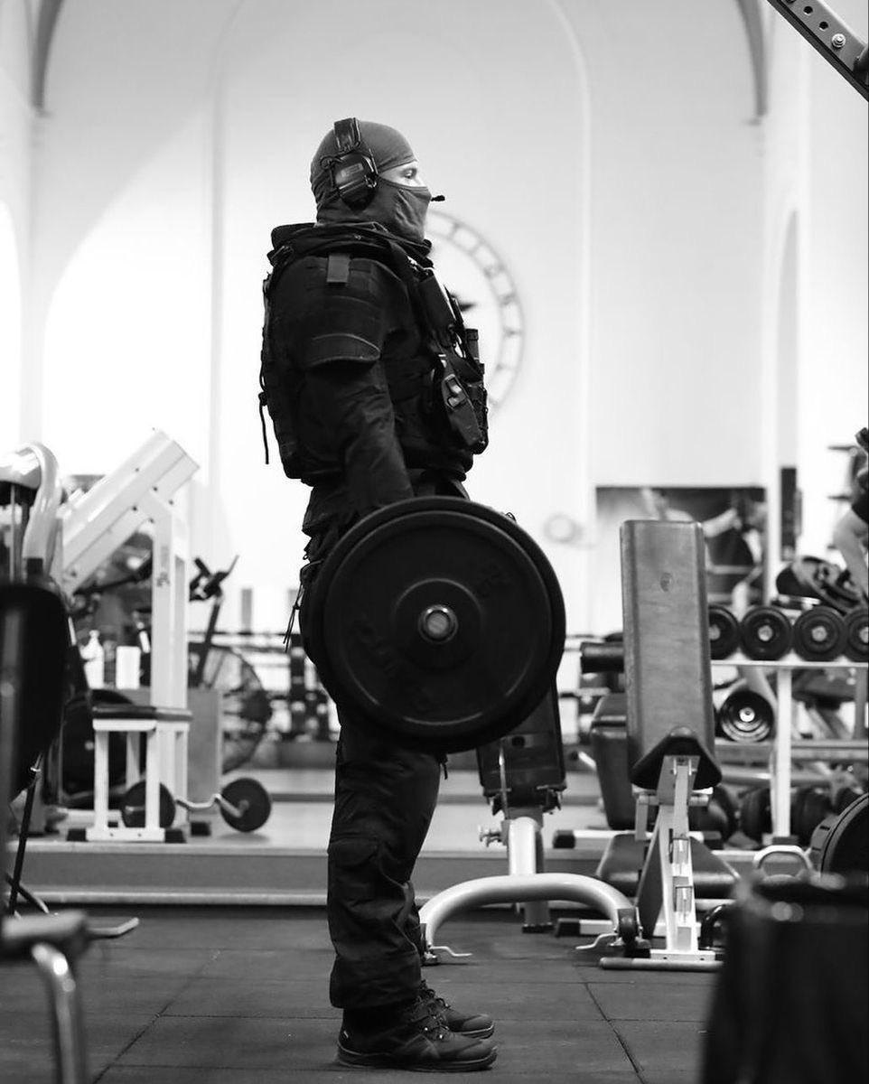 Mr Overprayed tweet media