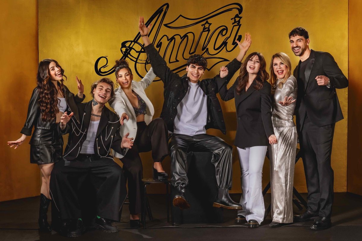 DemiDaniiix's tweet photo. La squadra Pettinelli - Todaro un po' come la squadra della Vittoria di A Tutto Reality.
Sterminata: uno alla volta.
No, @Dany03__ ?
#amici23 #totaldrama #atuttoreality https://t.co/WZIIsLPXKi