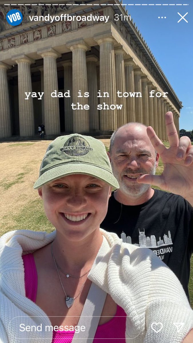 TQPurdon's tweet image. This afternoon in Nashville I attend the #VandyOffBroadway student production of #Chicago.  

Great show. Fantastic live pit orchestra and some really amazing voices, acting and dancing.

BUT how well the stage was managed by the #AssistantStageManager really stood out. ⚓️⬇️