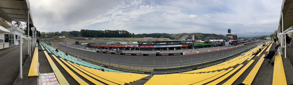 dynamicyoshio's tweet photo. 今年初のレース観戦はスーパー耐久Gr.1です。
まだ早いのでグッドなスペースをゲット出来ました。
レースが始まったら、1コーナーに移動します。

#スポーツランドSUGO 
#スーパー耐久 https://t.co/bFhiUsex0R