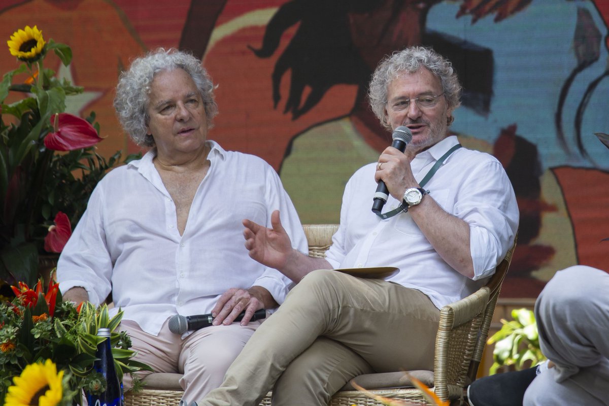 CFCECartagena's tweet image. 🎬 #FICCI63 | Hoy en el @CFCECartagena tuvimos la #MasterClass del director colombiano Sergio Cabrera, quien ha dirigido películas como “La estrategia del caracol”, “Golpe de estadio”, “Ilona llega con la lluvia”, entre otras.

#FICCI63 #CooperaciónEspañola

🧵👇