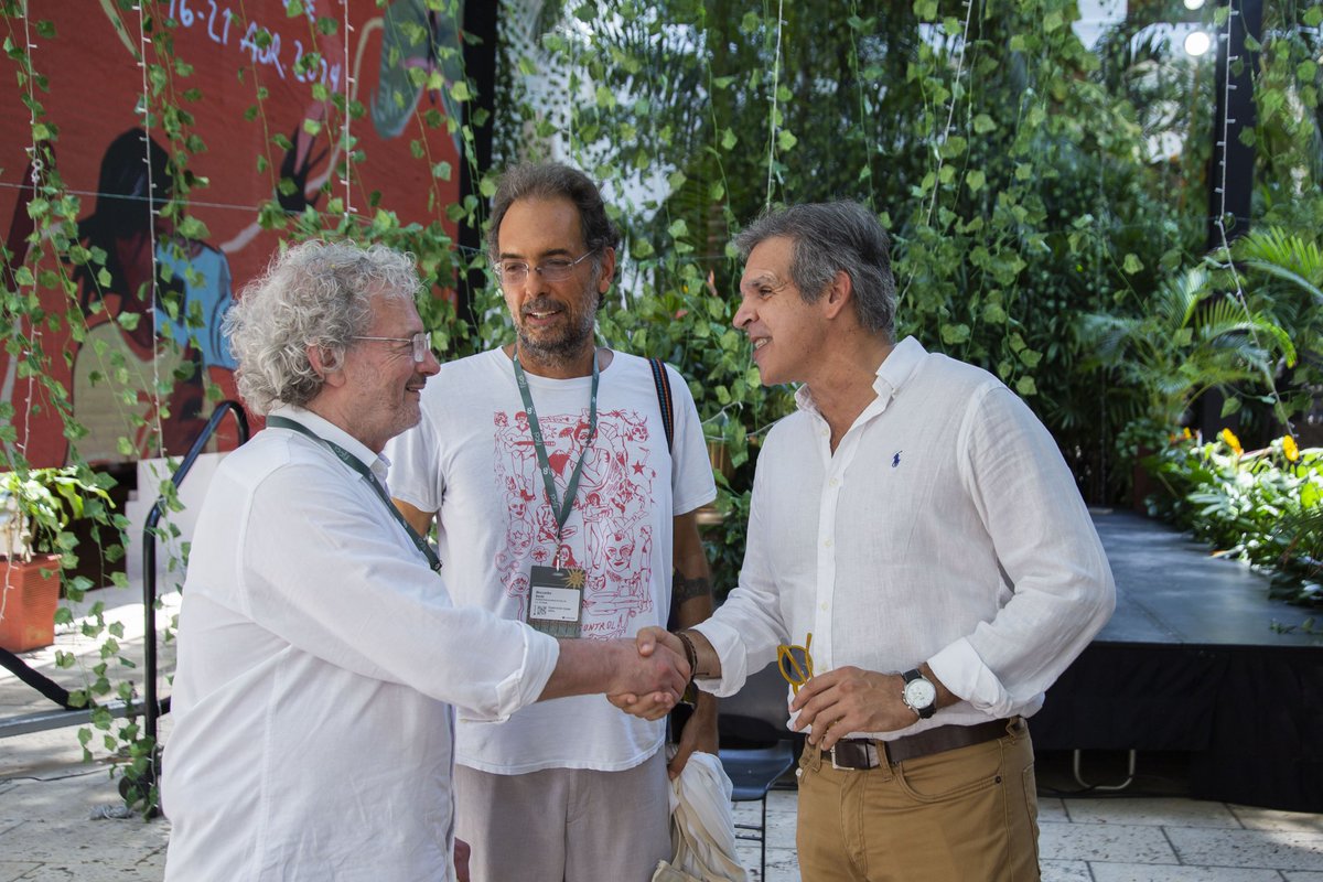 CFCECartagena's tweet image. 🎬 #FICCI63 | Hoy en el @CFCECartagena tuvimos la #MasterClass del director colombiano Sergio Cabrera, quien ha dirigido películas como “La estrategia del caracol”, “Golpe de estadio”, “Ilona llega con la lluvia”, entre otras.

#FICCI63 #CooperaciónEspañola

🧵👇