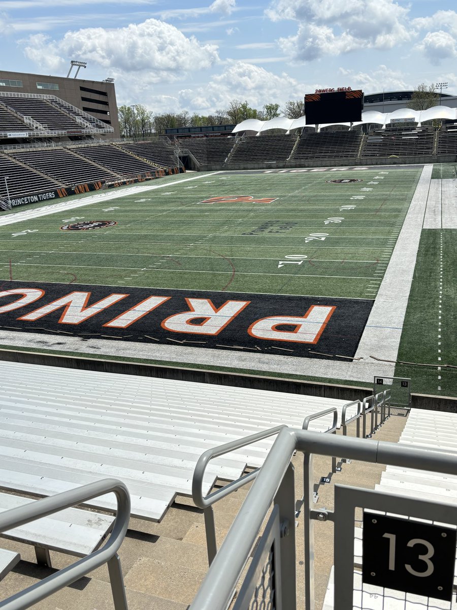 I had a great visit at @PrincetonFTBL today. Thank you for having me on campus and allowing me to be a practice. @CoachJMNichols @Coach_Mende @CoachBobSurace @BuckFitz @CWilson_NPA @CSmithScout @OwlBuzz