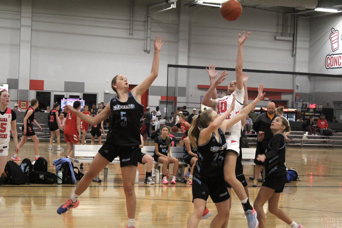 Some photos from today of U14 Nannen🏀