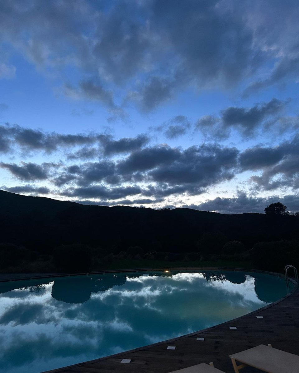 Dreamy reflections and tranquil hues. Serenity in nature's embrace.

Photo by @ barroze_

#ArgentarioResort #NatureLovers #WellnessRetreat  #TuscanyItaly