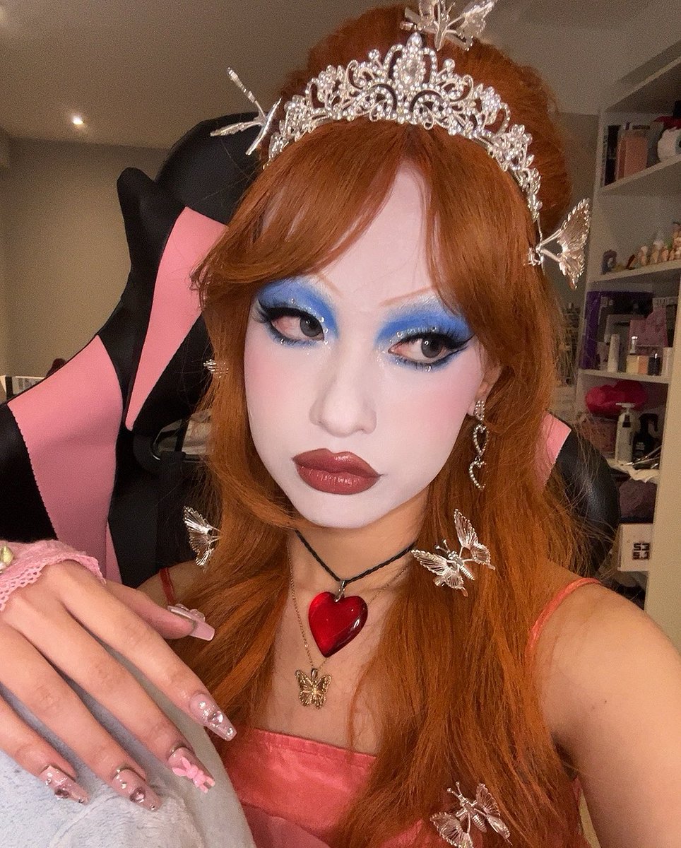 nicola: iwtv campaign manager tweet media