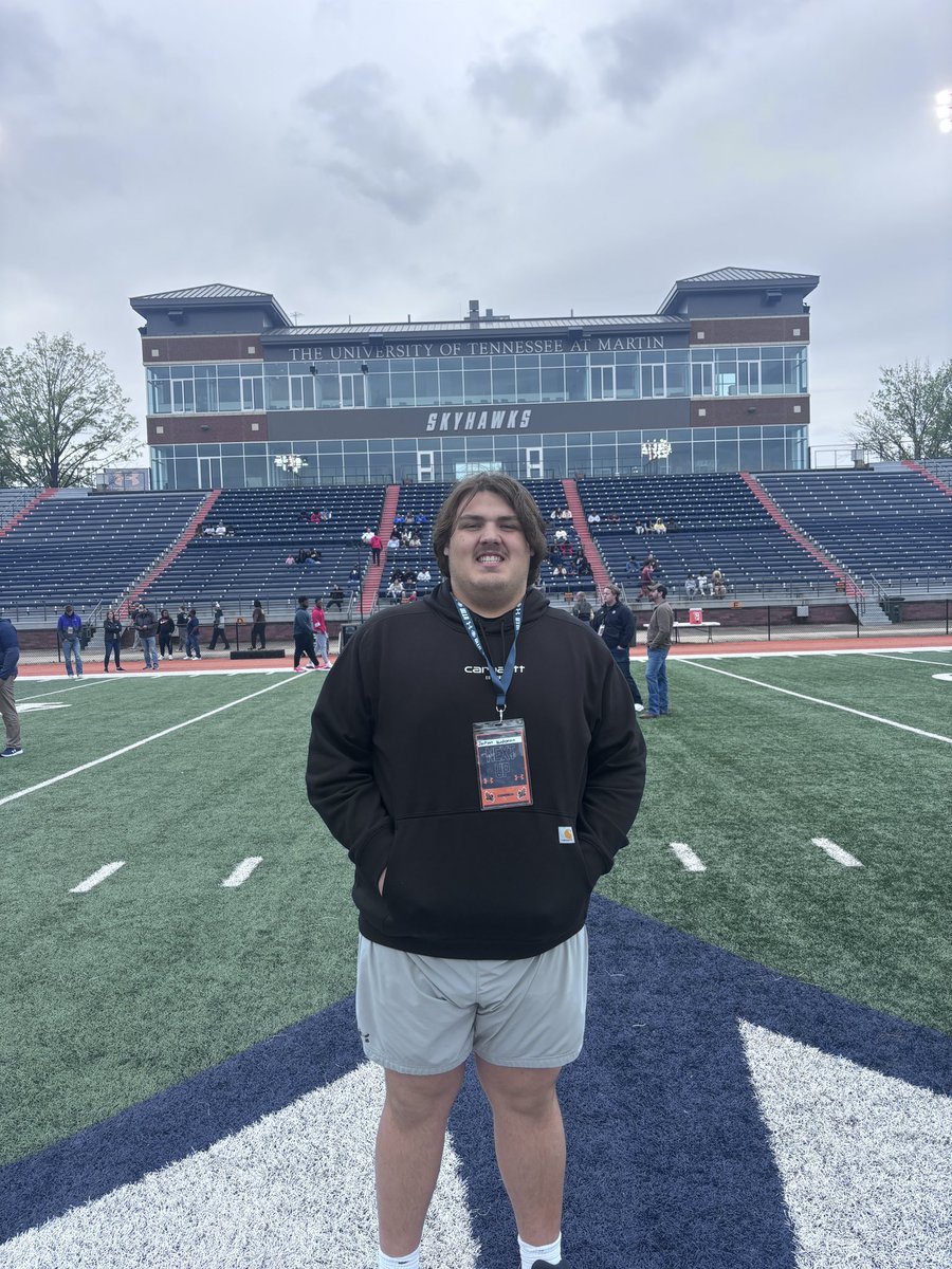 I had a great time yesterday @UTM_FOOTBALL. Thank you @CoachSantana_ for the invite. It was great meeting the staff and watching a great spring game. @CoachKBannon @CoachStoutUTM @Coach_JSimpson @sumner_jake @tylerwass @EurekaFootball