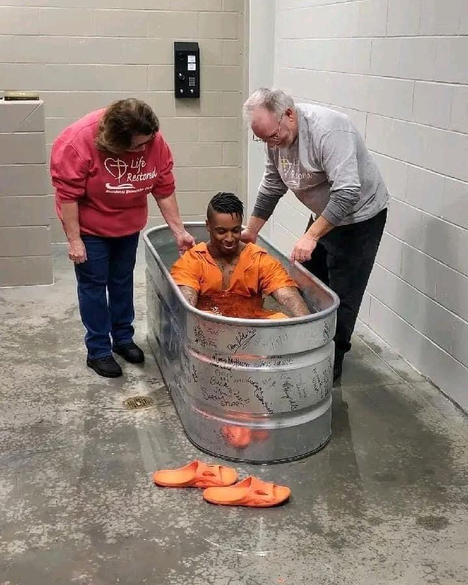 Faith Alone Saves ✟ tweet media