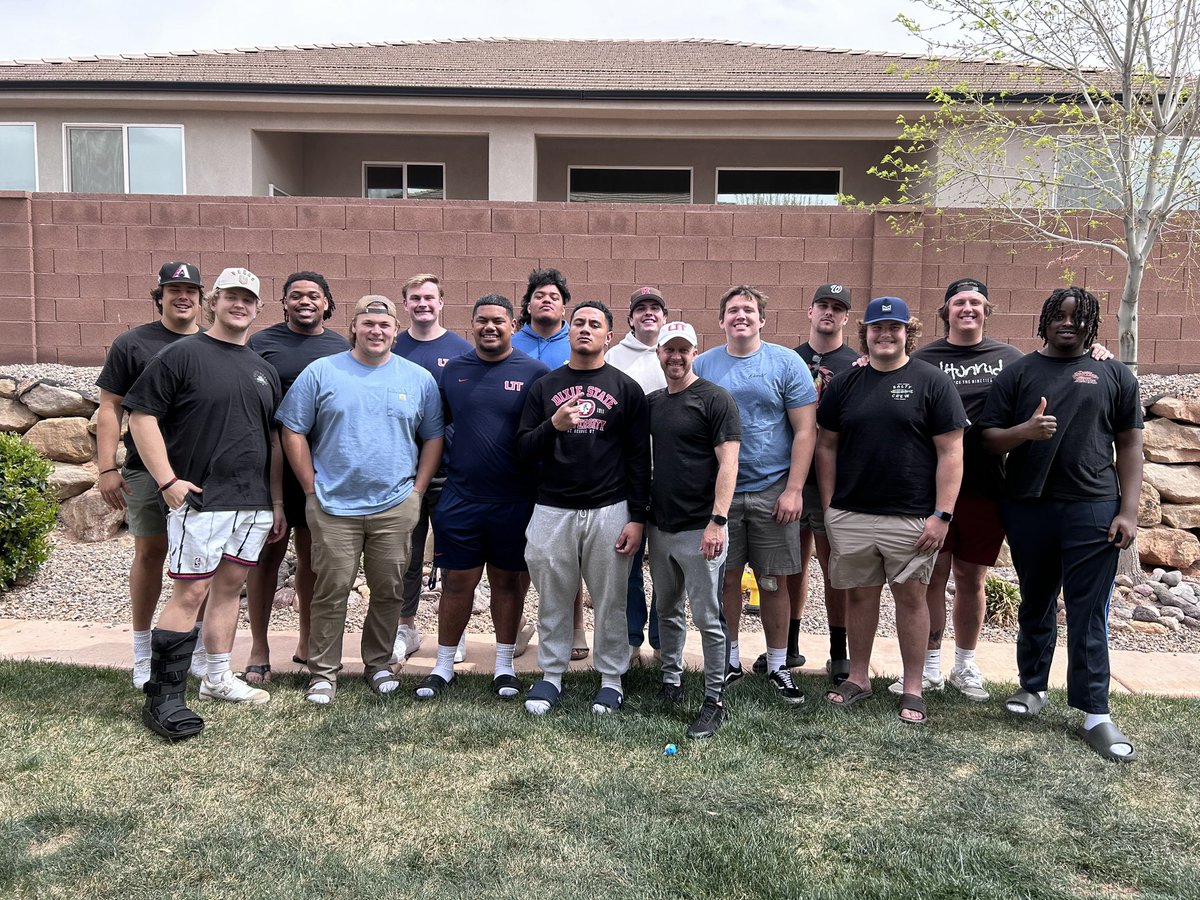 CoachDKeller's tweet photo. And that’s a wrap on spring ball. So appreciative of this group and all the hard work they have put in! https://t.co/n3oEnN17yf