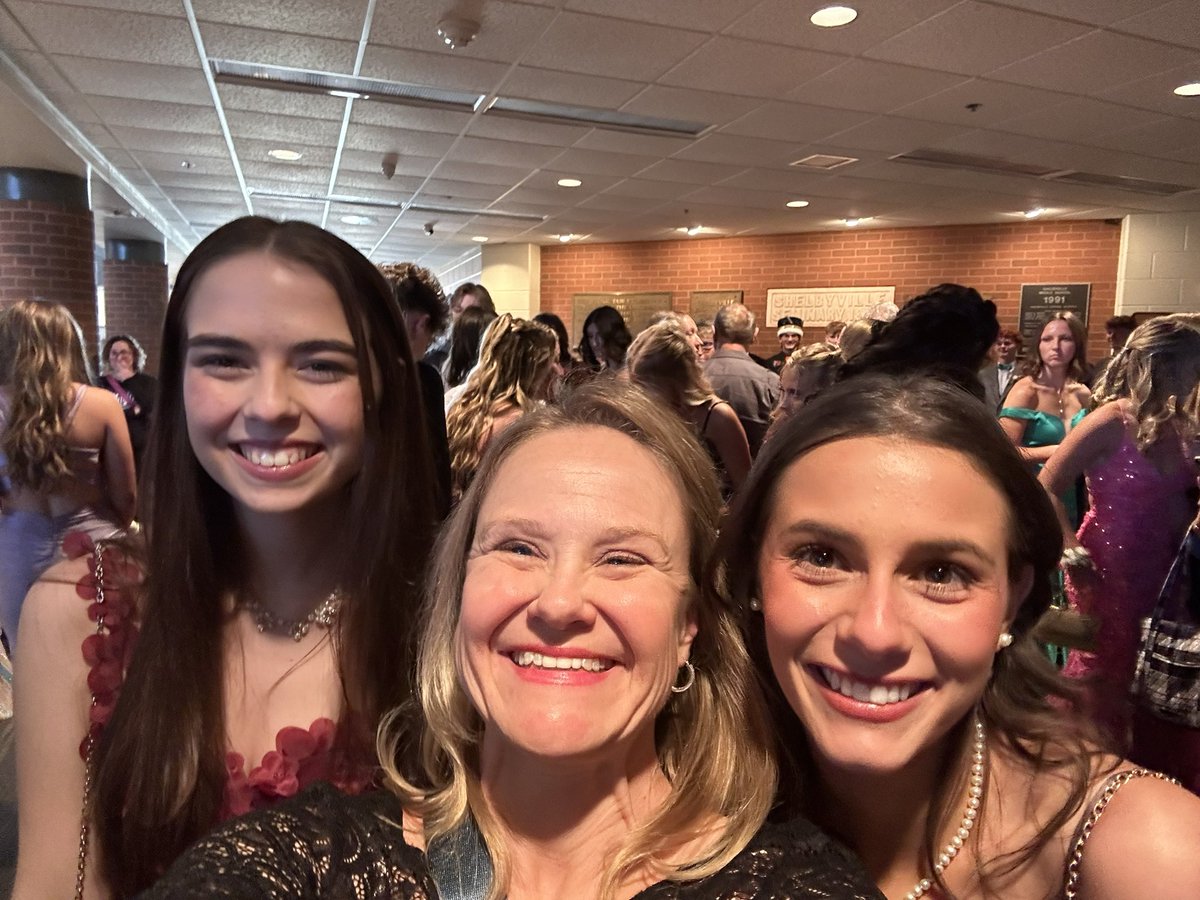 Rebecca Elkins tweet media