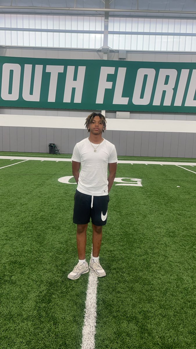 Had a wonderful visit yesterday at @USouthFlorida ! Glad I was able to attend & learned a lot about the program. @CoachJamesRowe @CoachGolesh @CoachBirkett @TiesuanBrown @TaborFootball