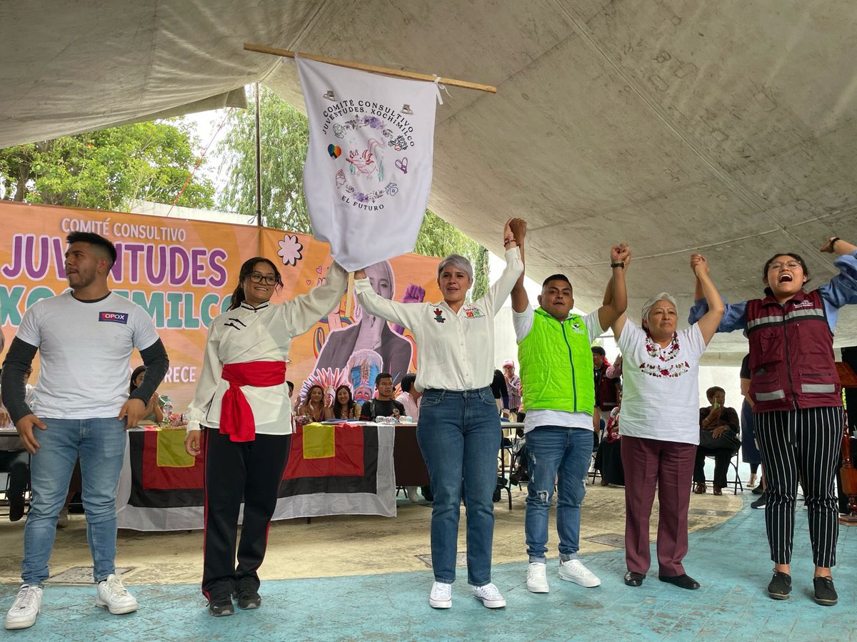juanamariaJL's tweet image. Asistimos al comité consultivo de juventudes #Xochimilco, para escuchar las propuestas de las y los jóvenes de Xochimilco.

Sin duda alguna tendrán en @CamachoCirce una gran representante.

#JuanaMariaDiputada
#Distrito19
#Tlalpan 
#Xochimilco
