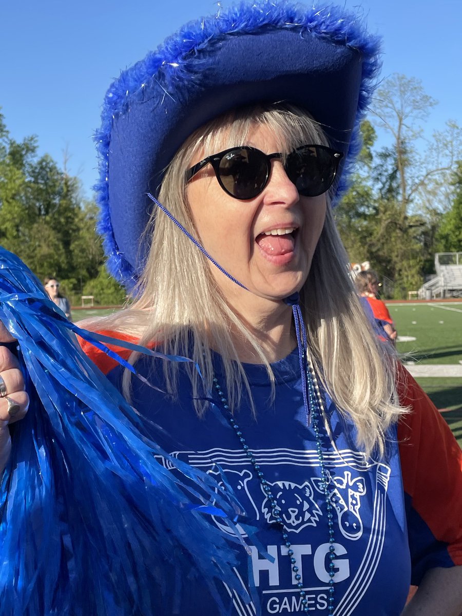 Heidi Rambles tweet media