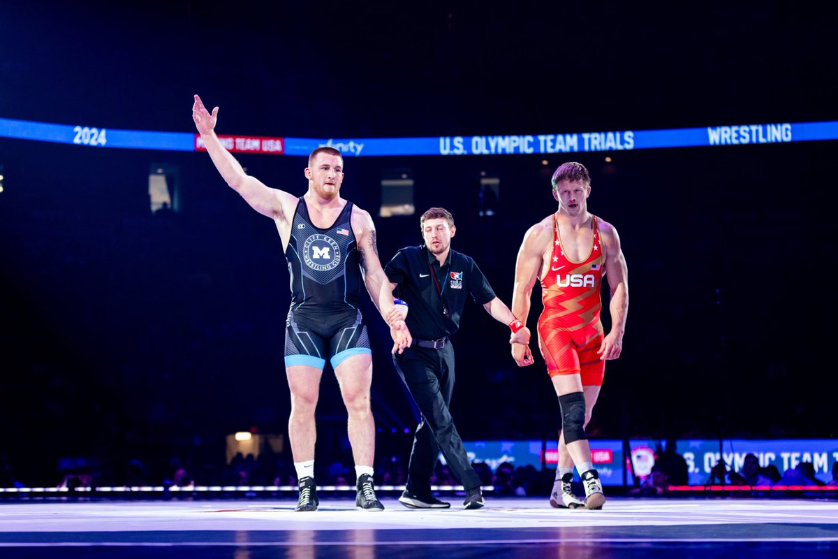 Big Ten Wrestling tweet media