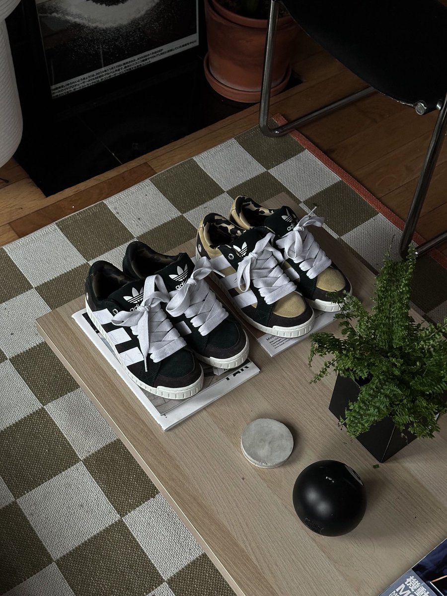 JustFreshKicks's tweet photo. Dropped via adidas US 🦍
NEW adidas N BAPE Sneaker
=> https://t.co/TPAod90UER https://t.co/Cc3Mw8mJFC