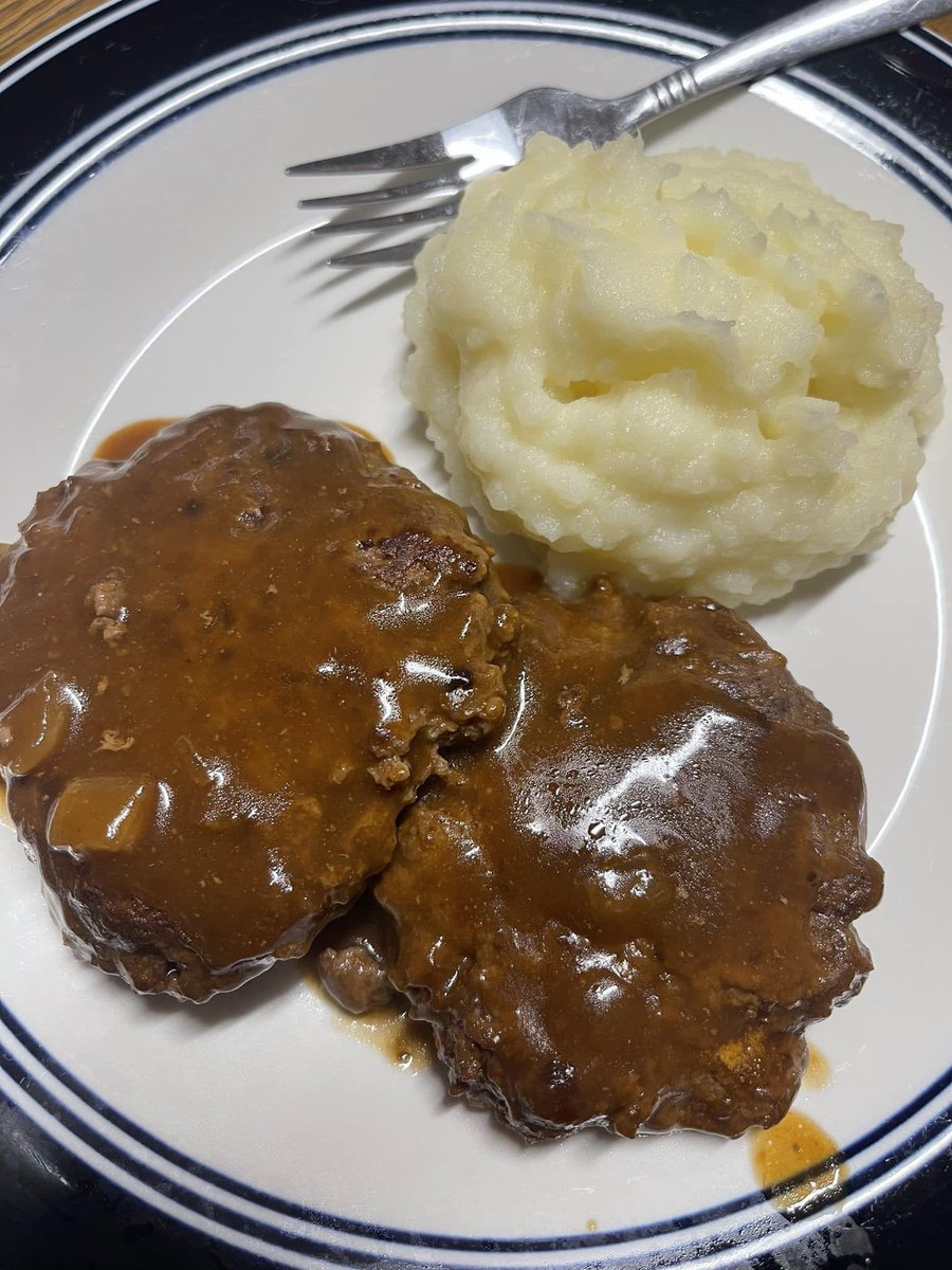 eatinerni's tweet image. What’s missing?