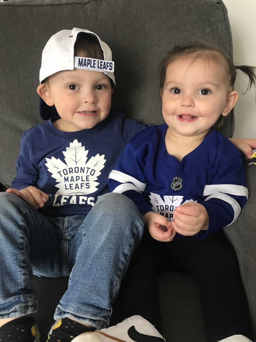How lucky am I? I get to watch the first game of the Leaf playoff season with these two Leaf fans…<a href="/MapleLeafs/">Toronto Maple Leafs</a> <a href="/AM34/">Auston Matthews</a> #goleafsgo