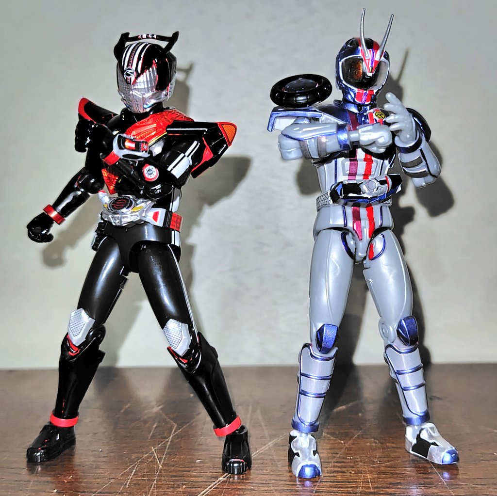 teltel_fumibo's tweet image. 仮面ライダーゼロドライブと仮面ライダーマッハチェイサーの装動をゲットしたよ！
#装動 #SODO