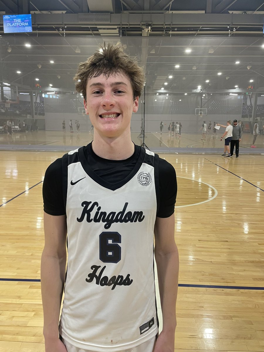 𝐓𝐡𝐞 𝐏𝐥𝐚𝐭𝐟𝐨𝐫𝐦 | 𝐃𝐚𝐲 𝟏 𝐒𝐭𝐚𝐧𝐝𝐨𝐮𝐭𝐬 MOKAN 17u EYBL #35 Phoenix Gill Led all scorers w/ 18 points Kingdom Hoops 17u EYCL #6 Landon Hanson