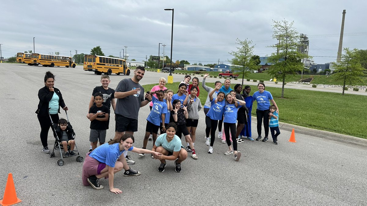 Jennings_Creek's tweet photo. The Jennings Creek Sole Sisters Club started the school year with the goal to run in and complete a 5k this school year. Friday evening they accomplished their goal. Thanks to Mrs. Oliver, Mrs. Woods, and Mrs. Faulkner for their effort in leading this club and having this event. https://t.co/VhP6s79TZw