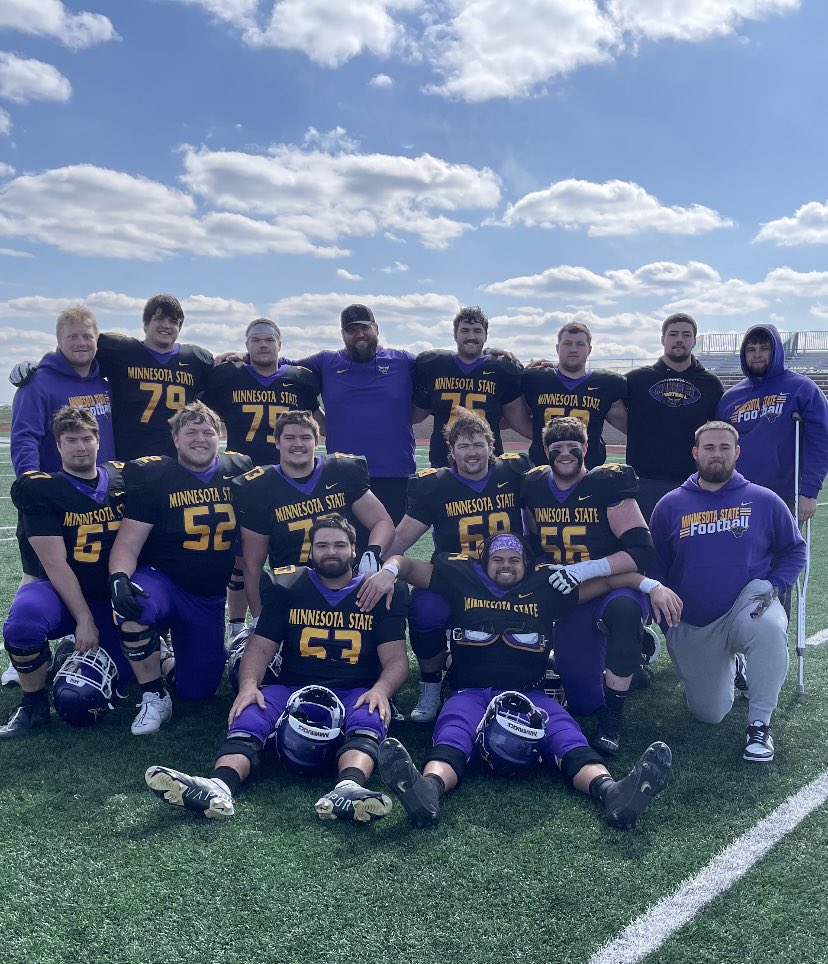 That’s a wrap on Spring Ball 2024. Proud of these guys for securing the win today, big off season ahead! 🤘🏽😈 #MavHOGs