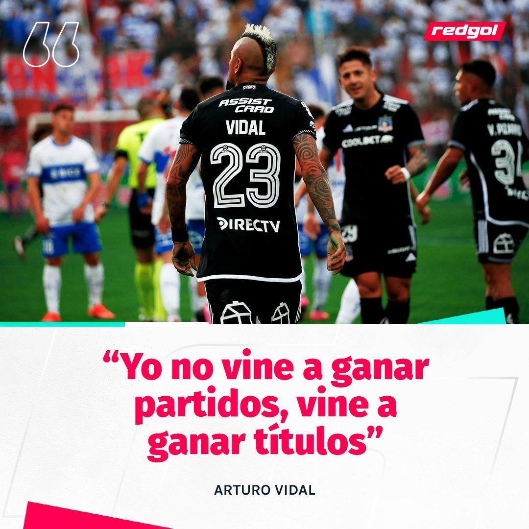 Arturo Vidal, autor del único gol en el partido entre Colo Colo y la UC, habló con TNT Sports luego de la victoria del cuadro albo y aseguró que el Cacique está para grandes cosas. “Ya estoy bien, no hay excusas, hoy jugué 50 minutos por la final que tenemos el martes”, dijo. 👑