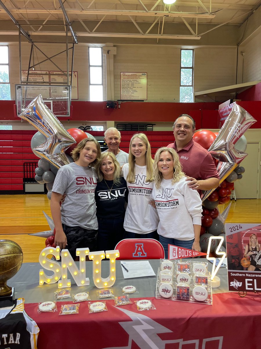 EllaNietz's tweet photo. It’s official! Thankful to those who were able to come, especially my grandpa whose number I have always worn with pride (he was #24 @ Marshall University). Excited to be part of the SNU fam!! https://t.co/iV7MiaaKFk