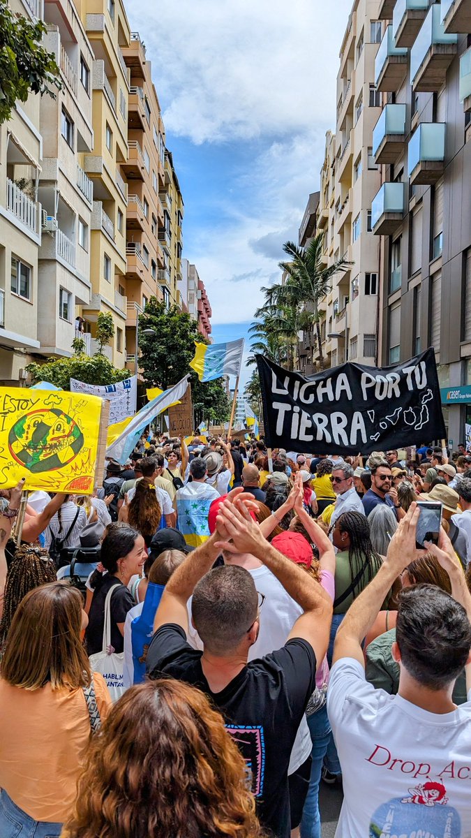 willyrc94's tweet photo. Cuando nos juntamos, conseguimos lo extraordinario.
#CanariasTieneUnLimite #20A https://t.co/14OUauKflA