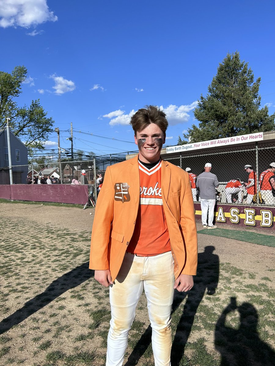 Brett Chiesa earns the jacket as Master of the Game. Chiesa went 2-3 with a BB, 2 RS, and a SB. Scored the game winning walk off run on a 2 out, 2 strike wild pitch. @Cherokee_HS #HDEU