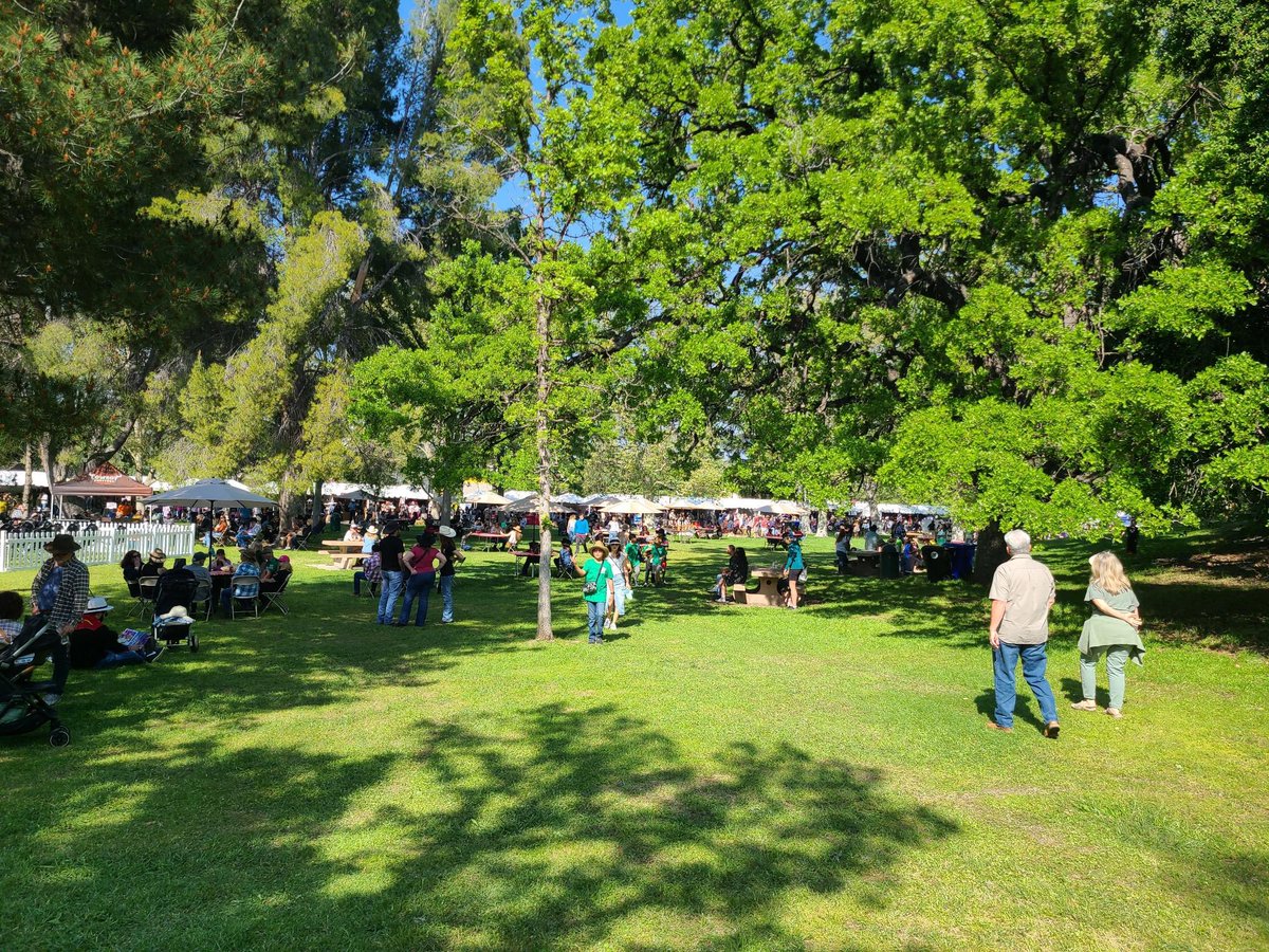 This weekend is the Cowboy Festival at William S. Hart Park in Newhall. Food, music, two stepping, and axe throwing! I met several supporters, including an inspiring 4th grader interested in science and politics.

Come on by from 10-6 on Sunday! #CA27