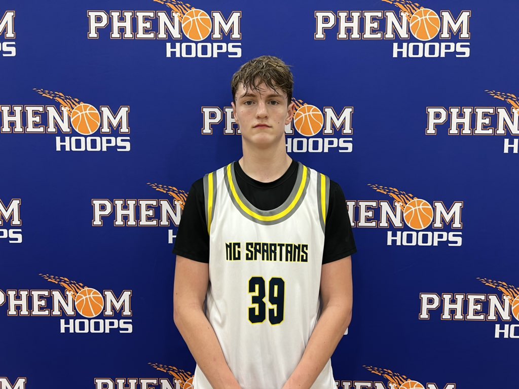 6’6 ‘25 Brayden Venable (NC Spartans) has the tools to play at the next level. Long, mobile big man who hustles, rebounds, and works hard on both ends of the floor. Solid finisher. Knows how to produce within his role #PhenomHoopStateChallenge