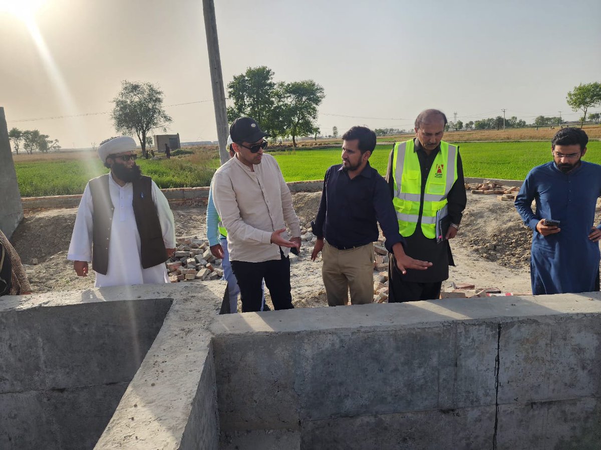 NabeelNawabi's tweet image. He directed the consultant and contractor to expedite the construction work on sites and ensure the timely completion of project.
#PRMSC #WORLDBANK #PRSWSSP