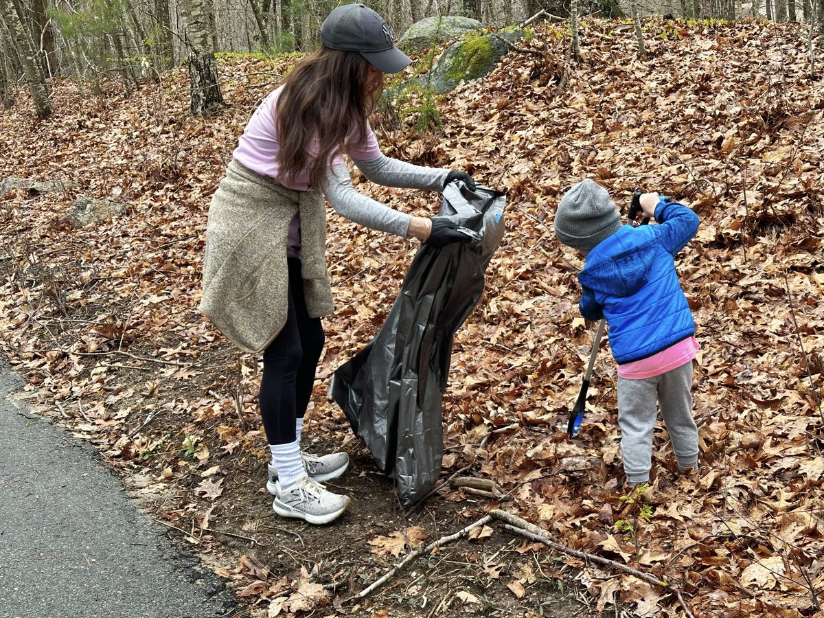 Today we did our small part for #EarthDay and completed our first clean-up as a family while others did the same in their own corners of the globe. I’m ending the day with a big, full heart that’s so grateful— for those who contributed to @BookOfReverie #AWorldOfReverie today,