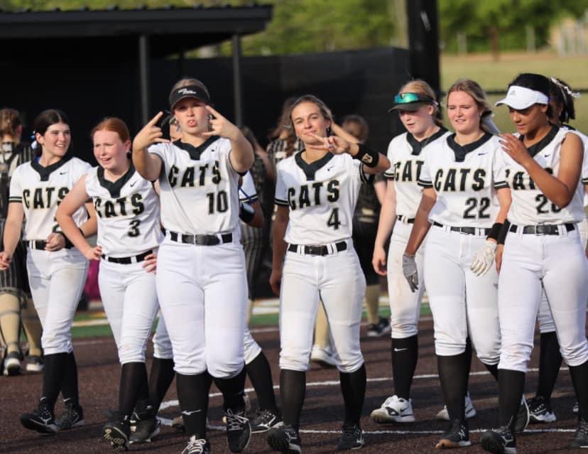 The Lady Cats had a great day of softball! They battled it out against Plainview, but fell short by one run 6-5. They defeated Geraldine 13-2 and Collinsville 12-0