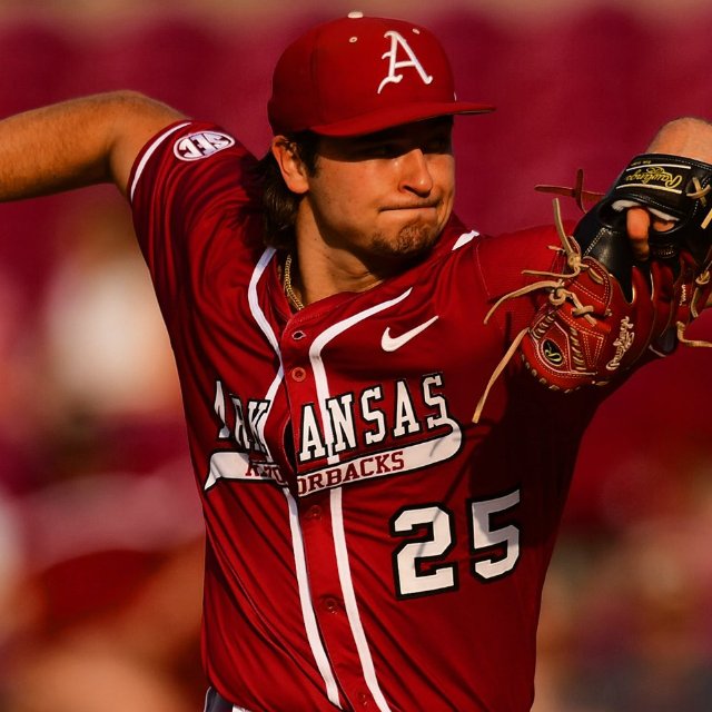 Brady Tygart delivered six strong innings in his 10th start of the year to help the Razorbacks take the series finale over the No. 20 South Carolina Gamecocks on Saturday evening in Founders Park. #WPS #Arkansas #Razorbacks (FREE): 247sports.com/college/arkans…